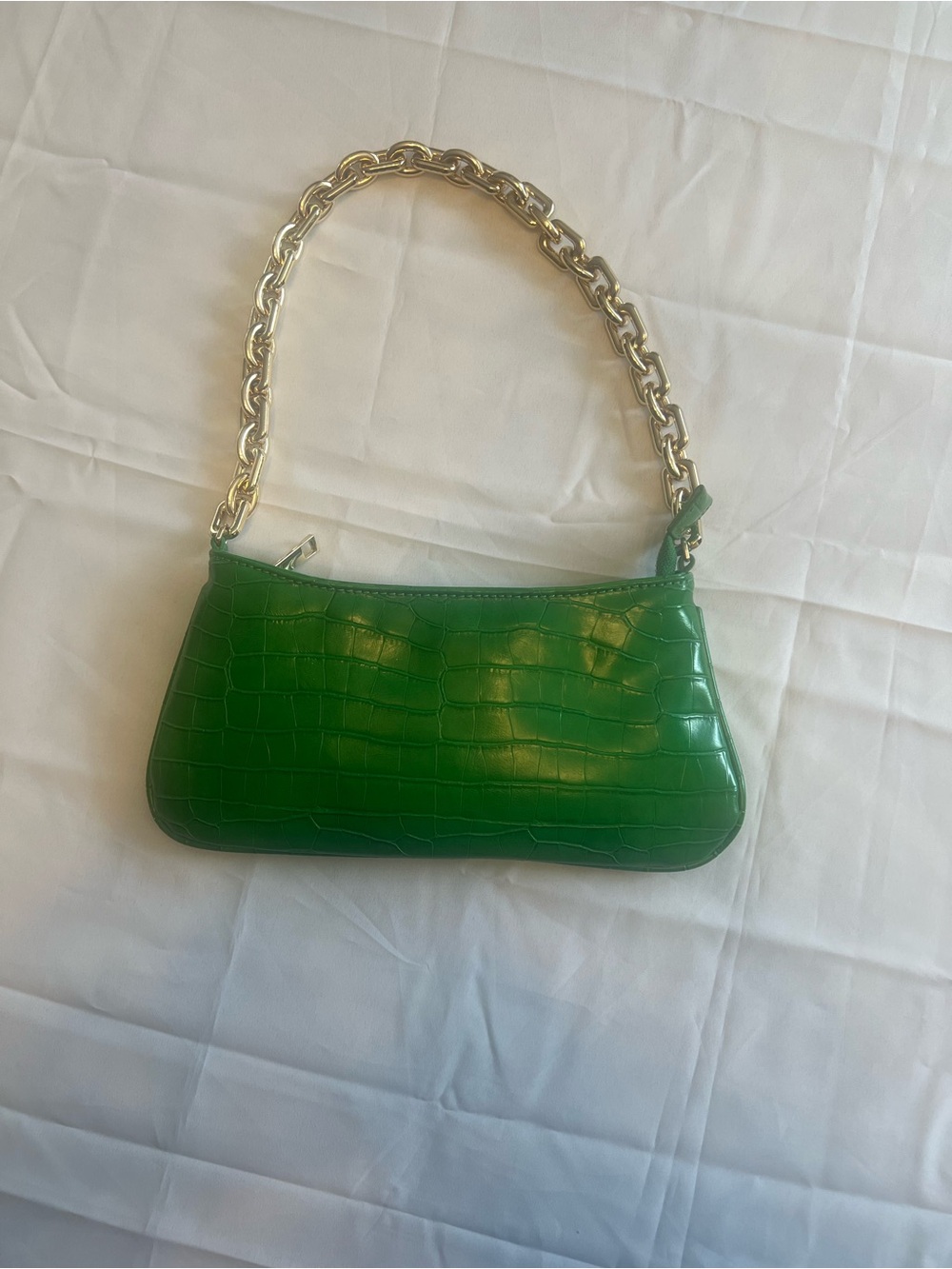 Zara Green Croc-Embossed Shoulder Bag with Gold Chain